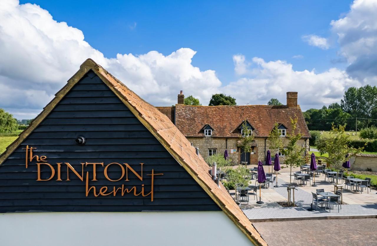 The Dinton Hermit Kültér fotó